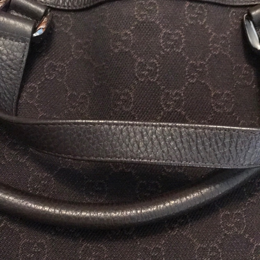 Authentic Gucci Purse - Picture 14 of 14